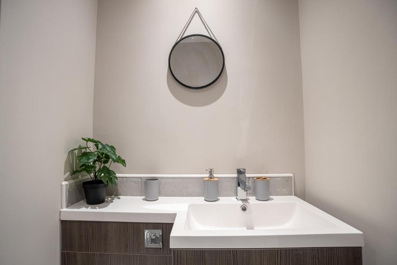 Elegant 1 Bedroom Apartments View & Parking By Opulent Sunderland (Tyne and Wear) Exteriér fotografie